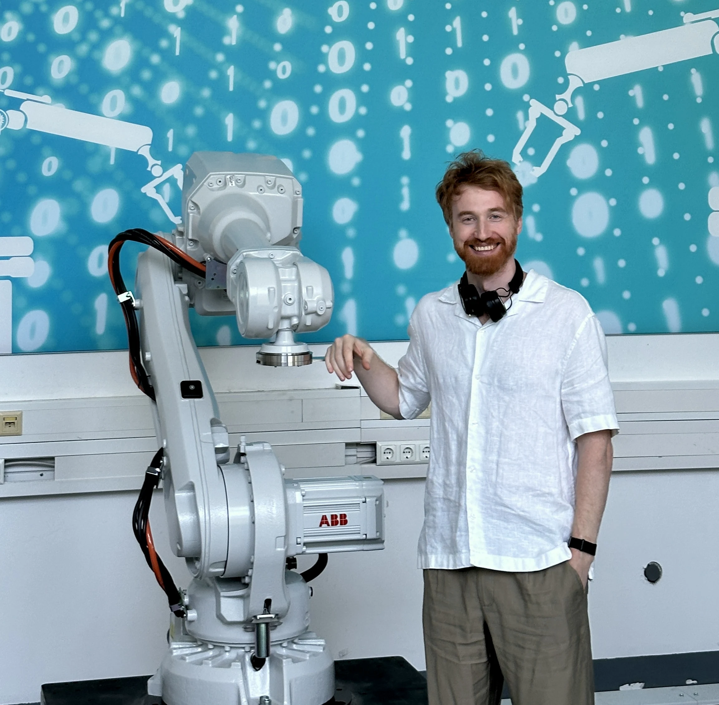 Mike with a robot